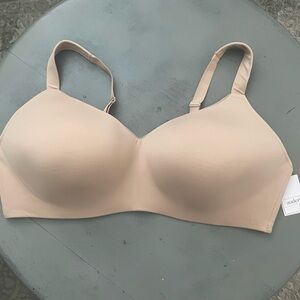 Brand new without tags Auden bra size 46D (cup size more like a DD)